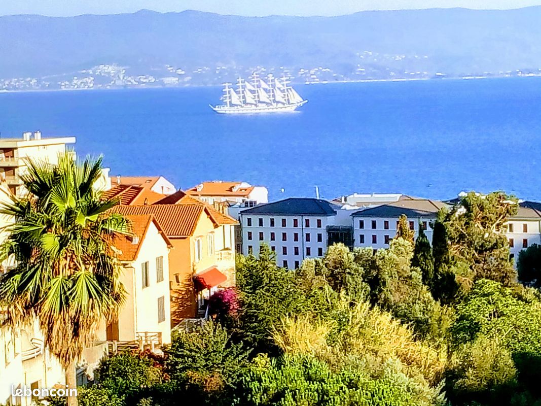 3 غرف نوم منزل ذو طابقين في Ajaccio, France رقم 355900