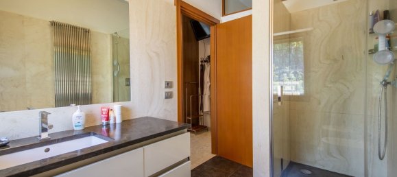 8 rooms Villa in Bardolino, Italy No. 261320 22