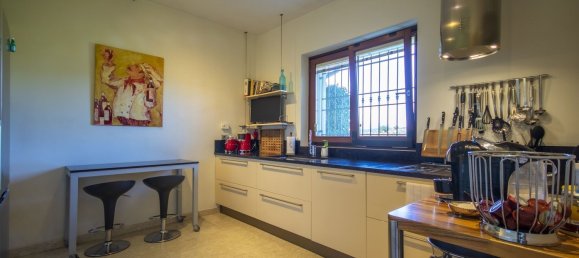 8 rooms Villa in Bardolino, Italy No. 261320 18