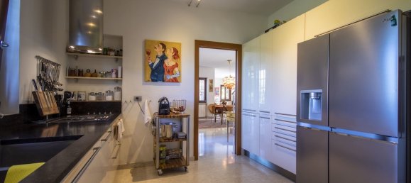8 rooms Villa in Bardolino, Italy No. 261320 17