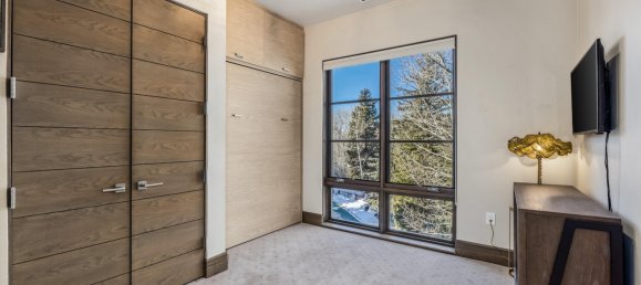 2 bedrooms Cafe / restaurant in Avon, USA No. 310 27