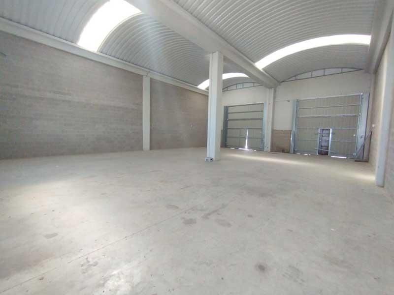 238m² Warehouse in Cartuja Baja, Spain No. 64938