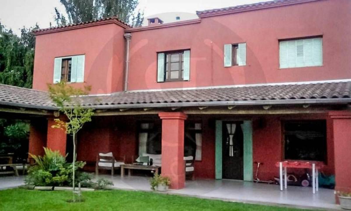 4 bedrooms House in Escobar, Argentina No. 87736