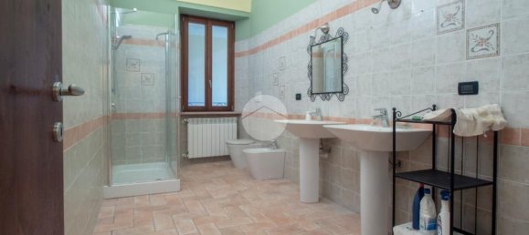 3-salle Appartement à Borgomaro, Italy No. 136626 11