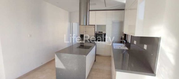 Дом с 4 спальнями в Хлорака, Кипр № 15883 2