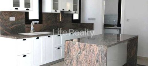 Дом с 4 спальнями в Хлорака, Кипр № 15883 5