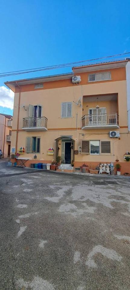 5 rooms Apartment in Ortona, Italy No. 39390