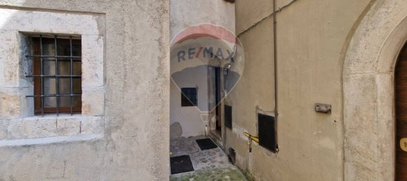 4 bedrooms Duplex in Barrea, Italy No. 353099 5