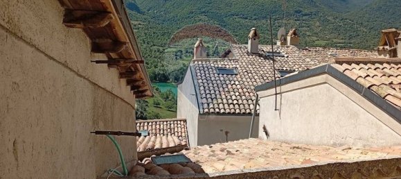 4 bedrooms Duplex in Barrea, Italy No. 353099 15