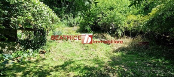 Casa de 10 habitaciónes en Pescaglia, Italy No. 15653 13