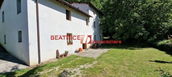 Casa de 10 habitaciónes en Pescaglia, Italy No. 15653 5