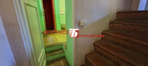 Casa de 10 habitaciónes en Pescaglia, Italy No. 15653 45