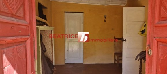 Casa de 10 habitaciónes en Pescaglia, Italy No. 15653 30