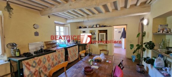 Casa de 10 habitaciónes en Pescaglia, Italy No. 15653 42