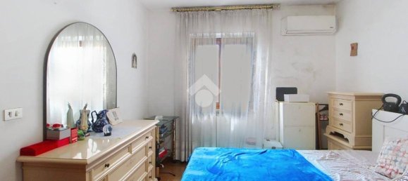 2 bedrooms House in Pisa, Italy No. 261679 10