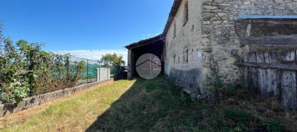6 rooms House in Barge, Italy No. 279510 4