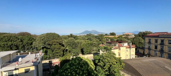 5 bedrooms Apartment in Naples, Italy No. 336322 6