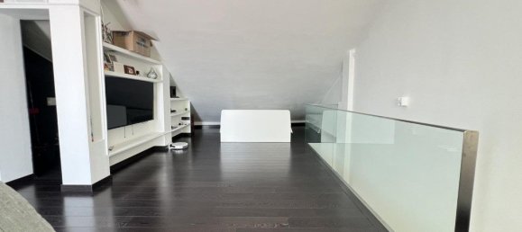 Ático de 4 dormitorios en València, Spain No. 135574 39