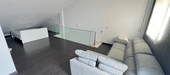 Ático de 4 dormitorios en València, Spain No. 135574 36