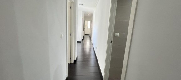 Ático de 4 dormitorios en València, Spain No. 135574 4