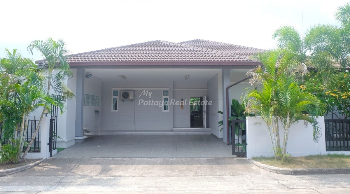 Casa de 3 dormitorios en Bang Lamung, Thailand No. 57815