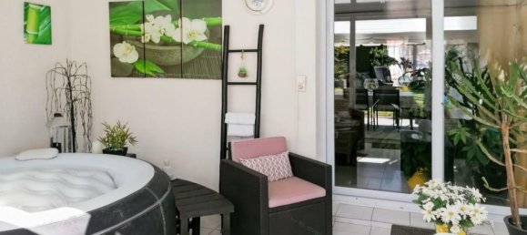 3 bedrooms House in Saint-Julien-des-Landes, France No. 277961 8