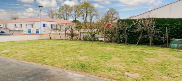 3 bedrooms House in Saint-Julien-des-Landes, France No. 277961 7