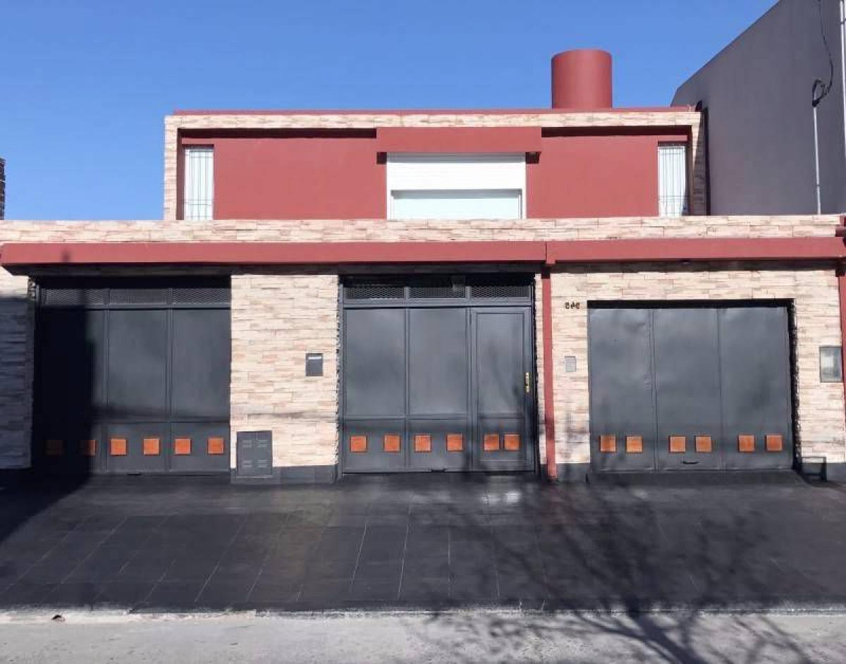 Casa de 2 dormitorios en San Pedro, Argentina No. 58880