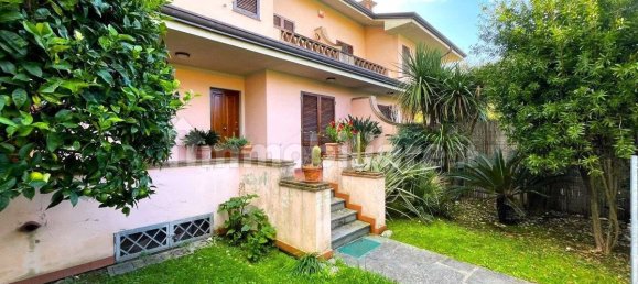 3 bedrooms Villa in Pietrasanta, Italy No. 194739 7