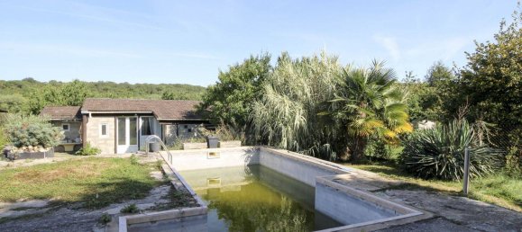 4 bedrooms House in Chateau-Renard, France No. 91982 21