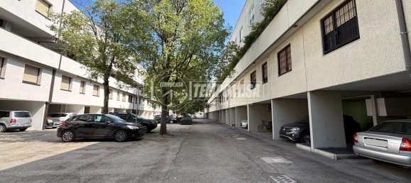 3 rooms Apartment in Bologna, Italy No. 258120 14