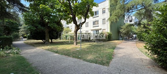 3 rooms Apartment in Bologna, Italy No. 258120 17