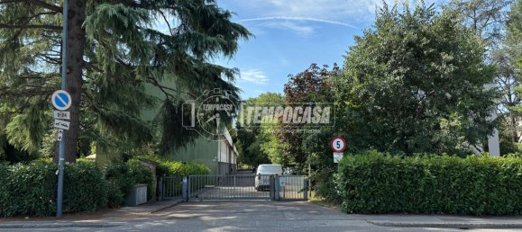 3 rooms Apartment in Bologna, Italy No. 258120 7