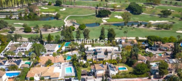 5 Schlafzimmer Villa in Marbella, Spain, Nr. 134282 37