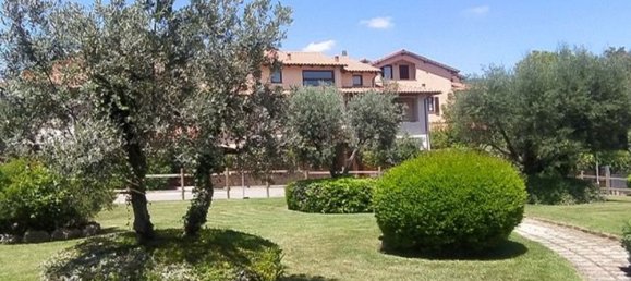 Квартира с 3 спальнями в Капальбио, Италия № 62401 35