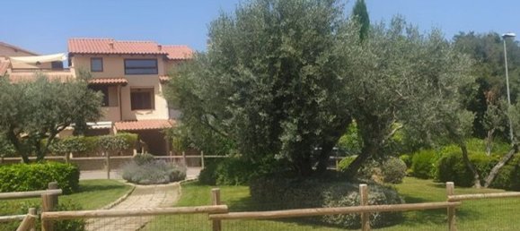 Квартира с 3 спальнями в Капальбио, Италия № 62401 37