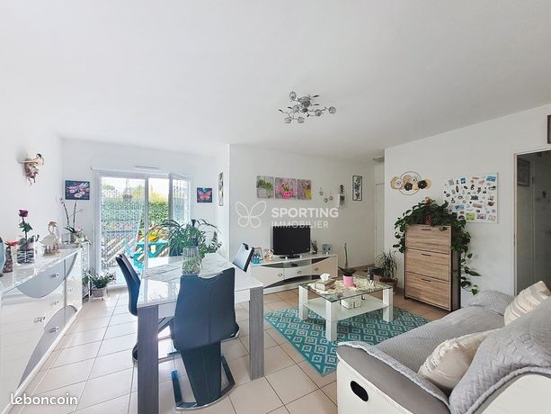 2 Schlafzimmer Wohnung in Saint-Seurin-sur-l'Isle, France, Nr. 278407