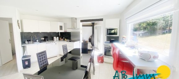 3 bedrooms House in Guidel, France No. 317466 2