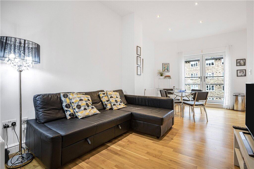 2 bedrooms Apartment in London, United Kingdom No. 8684