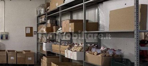 1398m² Warehouse in Orvieto, Italy No. 354757 8