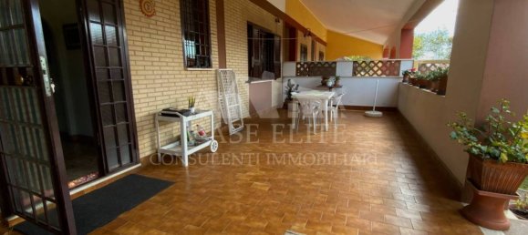 Villa de 3 dormitorios en Ardea, Italy No. 55928 10