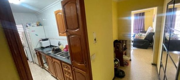 Apartamento de 3 dormitorios en Telde, Spain No. 162437 2