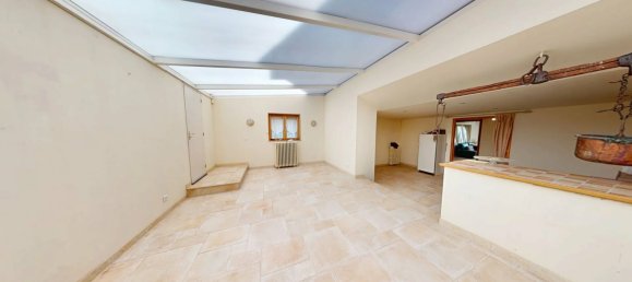 2 bedrooms House in Soissons, France No. 213052 6