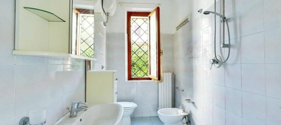 3-salle Maison à Poggio a Caiano, Italy No. 38074 60