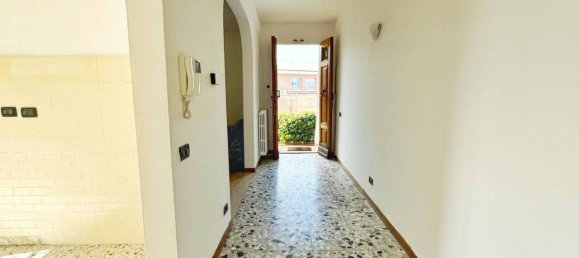 3-salle Maison à Poggio a Caiano, Italy No. 38074 64