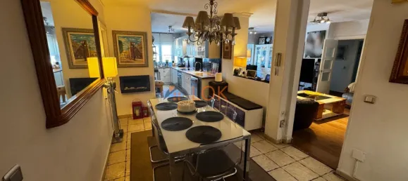 Apartamento de 5 dormitorios en Málaga, Spain No. 171511 2