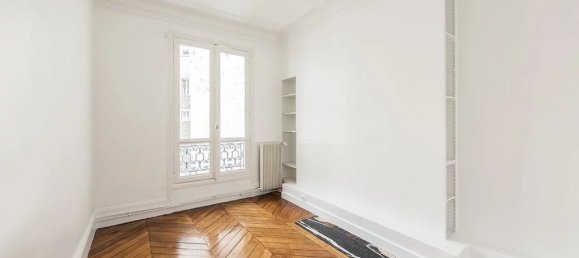 3 bedrooms Apartment in Paris, France No. 127759 7