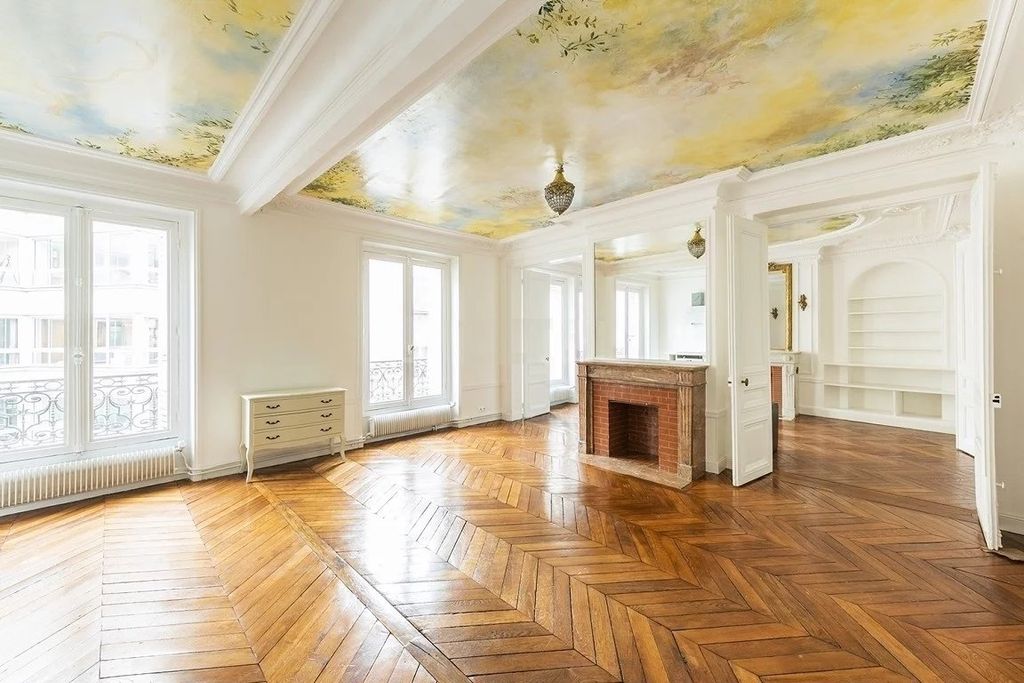 3 bedrooms Apartment in Paris, France No. 127759