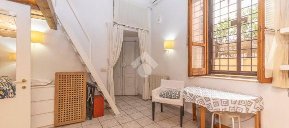 1 bedroom Apartment in Rome, Italy No. 359959 3