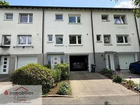 4 bedrooms Townhouse in Hagen, Germany No. 221568